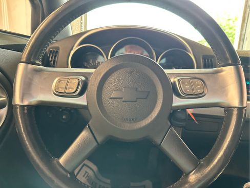 Used 2004 Chevrolet SSR w/ Preferred Equipment Group image 27