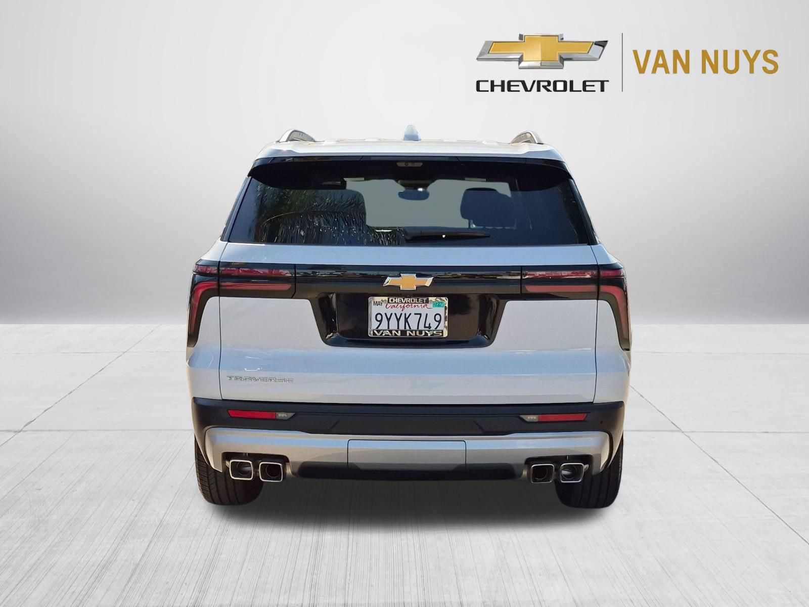 Used 2026 Chevrolet Traverse LT w/ Driver Confidence Package FWD image 6