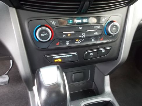 Used 2018 Ford Escape SEL image 31