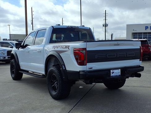 Used 2025 Ford F150 Raptor image 4