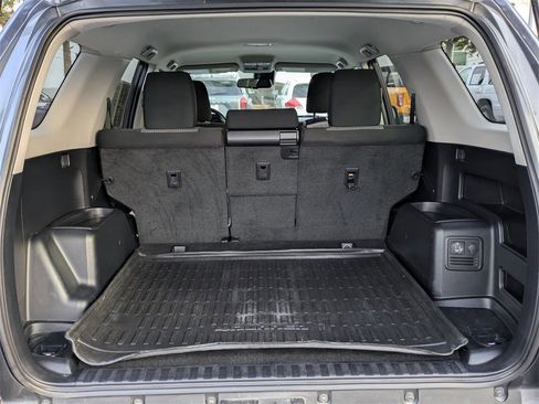 Used 2022 Toyota 4Runner SR5 image 14
