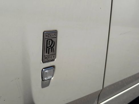 Used 2011 Rolls-Royce Phantom Sedan RWD image 11