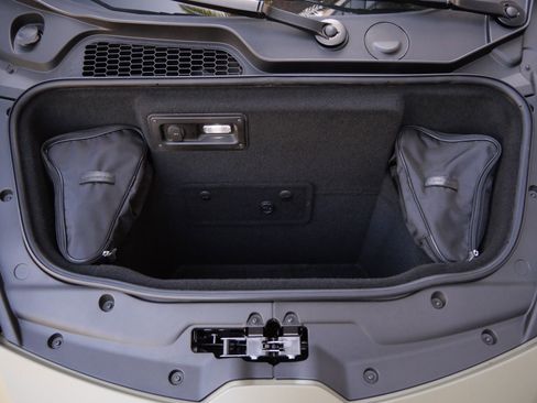 Used 2023 Lamborghini Huracan Tecnica RWD image 27