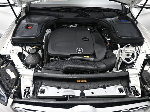 Used 2022 Mercedes-Benz GLC 300 4MATIC image 14