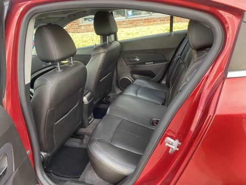 Used 2011 Chevrolet Cruze LT w/ RS Package FWD image 12