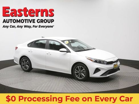 Used 2023 Kia Forte LXS FWD image 47
