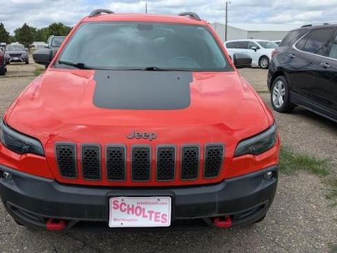 Used 2021 Jeep Cherokee Trailhawk AWD/4WD image 5