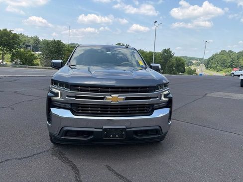 Used 2022 Chevrolet Silverado 1500 LT w/ Bed Protection Package AWD/4WD image 3