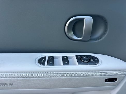 New 2026 Hyundai Ioniq 5 Limited image 12