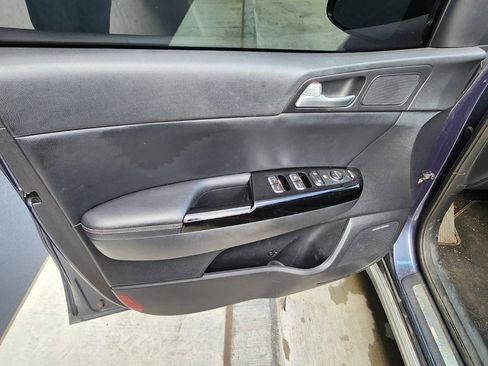 Used 2018 Kia Sportage SX image 8