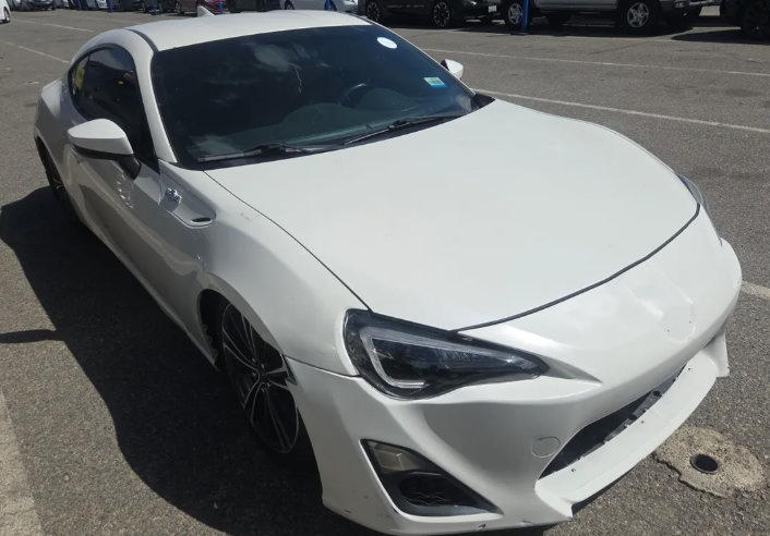 Used 2015 Scion FR-S RWD image 1