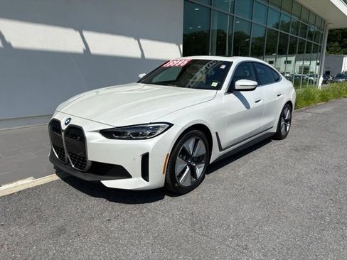 Used 2024 BMW i4 eDrive40 w/ Convenience Package RWD image 3
