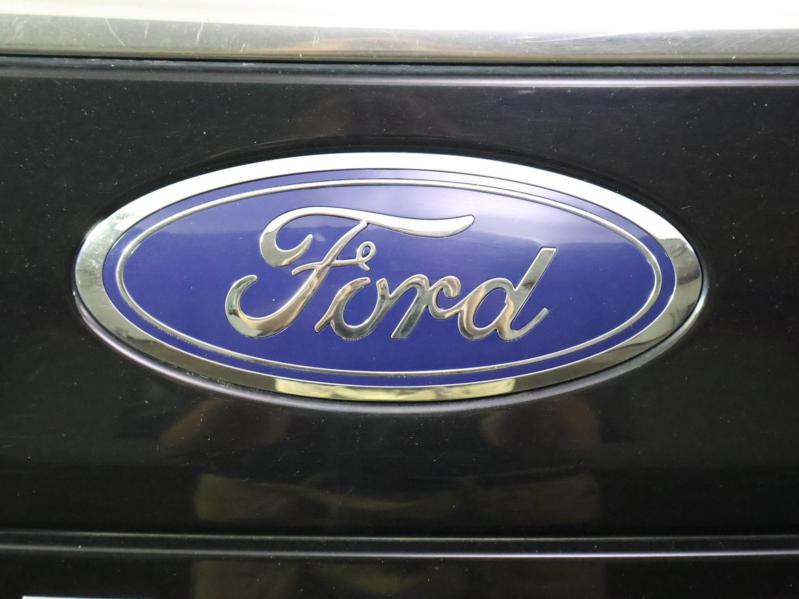 Used 2024 Ford Expedition XLT AWD/4WD image 8