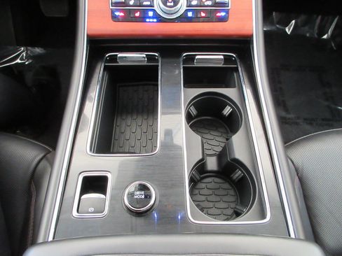 Used 2024 Lincoln Aviator Reserve AWD/4WD image 48