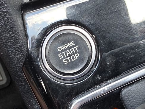 Used 2024 Kia Sportage EX FWD image 24