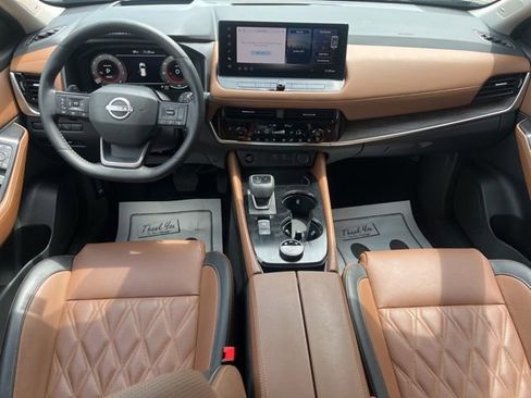 Certified 2026 Nissan Rogue Platinum w/ Platinum Premium Package AWD/4WD image 12