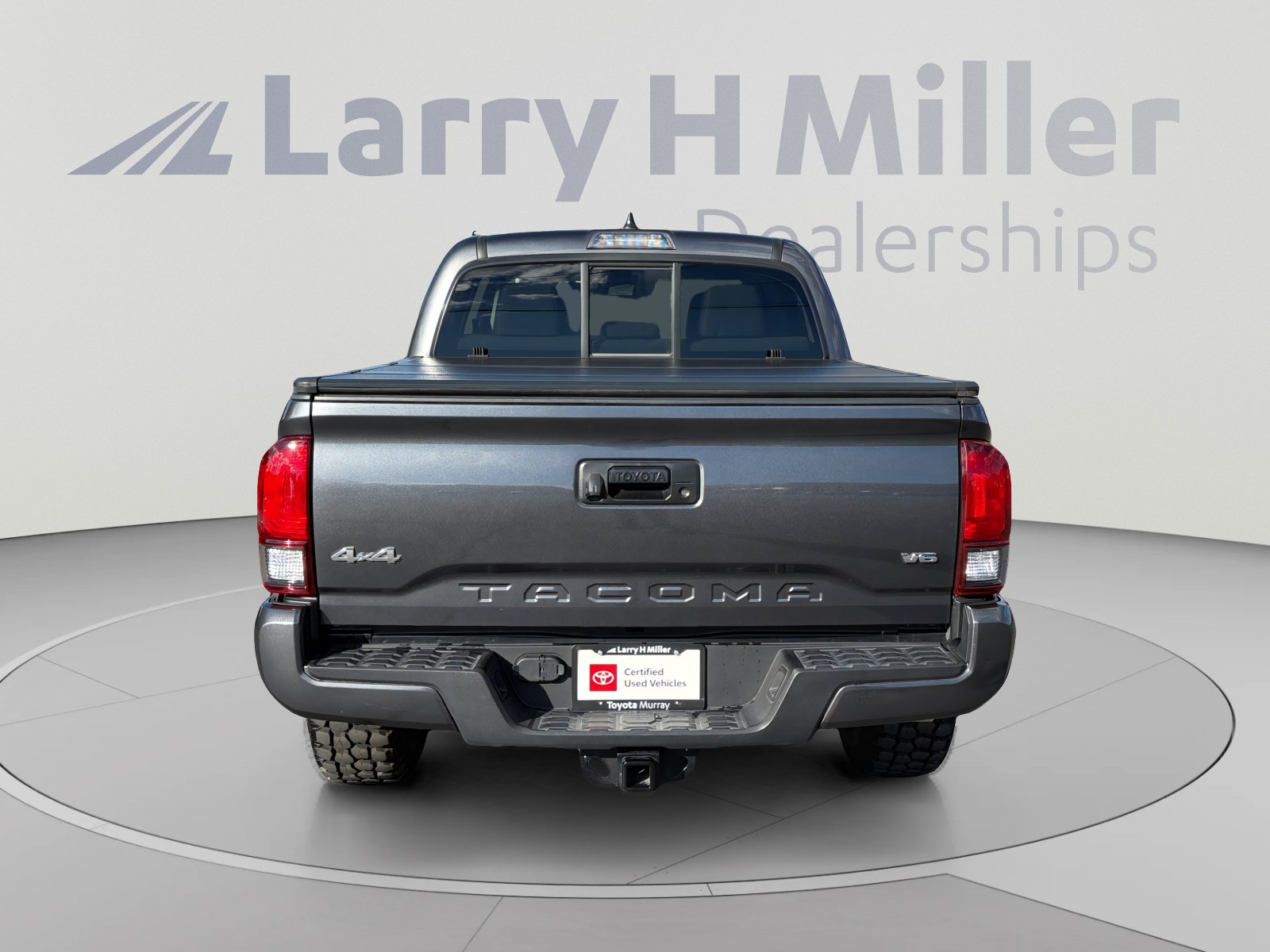 Certified 2021 Toyota Tacoma SR AWD/4WD image 4