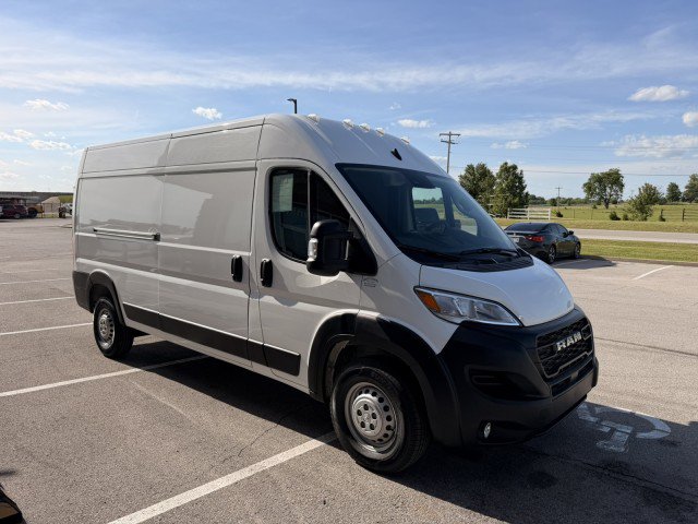 Used 2025 RAM ProMaster 3500 w/ Convenience Group FWD image 3