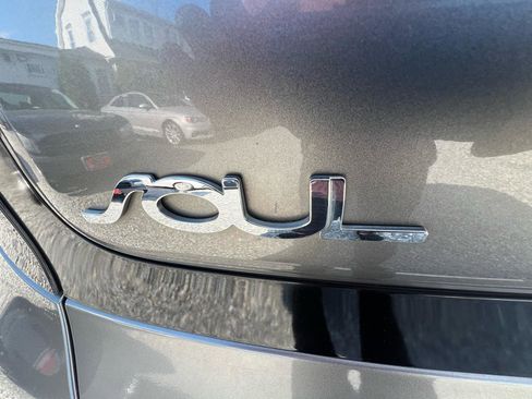 Used 2018 Kia Soul w/ Convenience Package FWD image 28