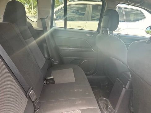 Used 2012 Jeep Compass Latitude w/ Sun/Sound Group FWD image 11