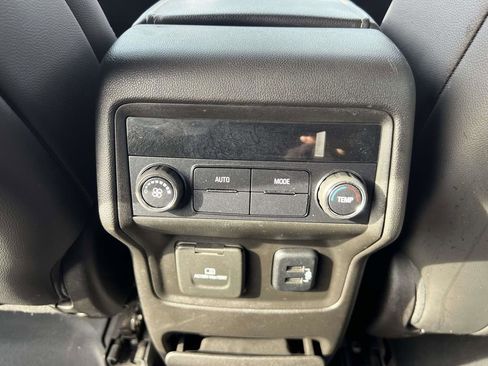 Used 2018 GMC Acadia SLT image 18