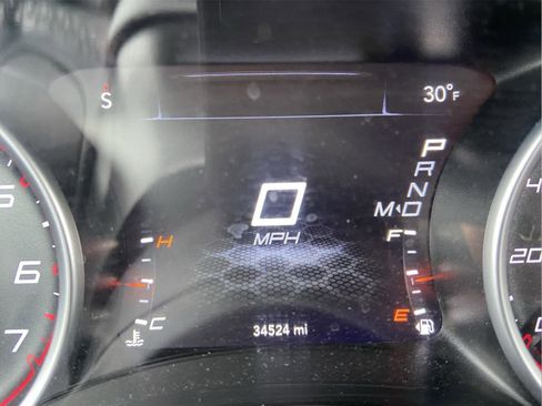 Used 2023 Dodge Charger SXT RWD image 10