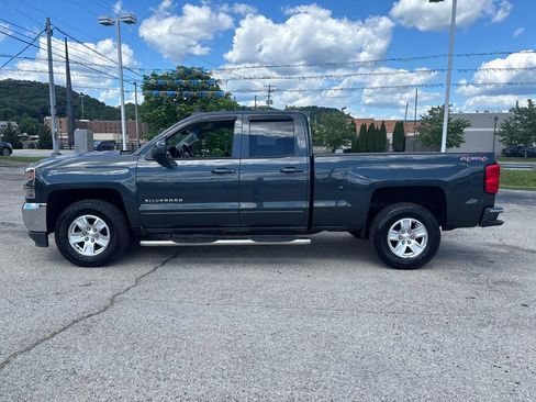 Used 2017 Chevrolet Silverado 1500 LT w/ All Star Edition AWD/4WD image 2