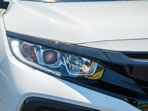 Used 2017 Honda Civic EX image 10