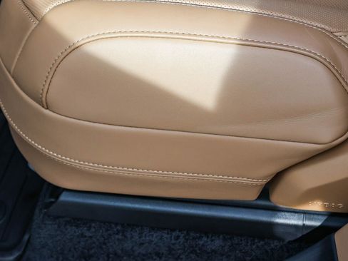 New 2026 Land Rover Range Rover SE image 31