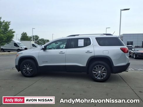 Used 2017 GMC Acadia SLT FWD image 5