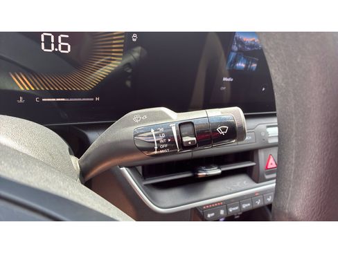 Used 2025 Kia K4 FWD image 20