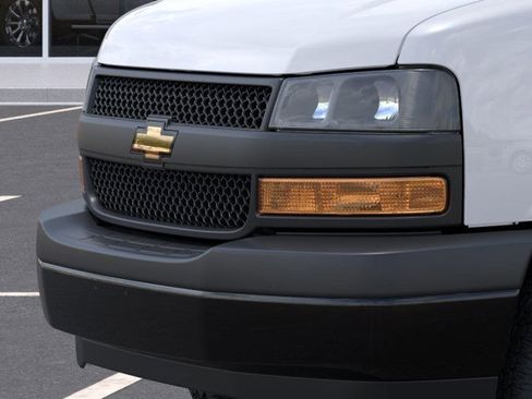 New 2026 Chevrolet Express 3500 w/ Power Convenience Package image 13