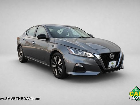 Used 2021 Nissan Altima 2.5 SV FWD image 10