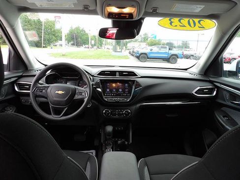 Used 2023 Chevrolet TrailBlazer LT w/ Convenience Package AWD/4WD image 31