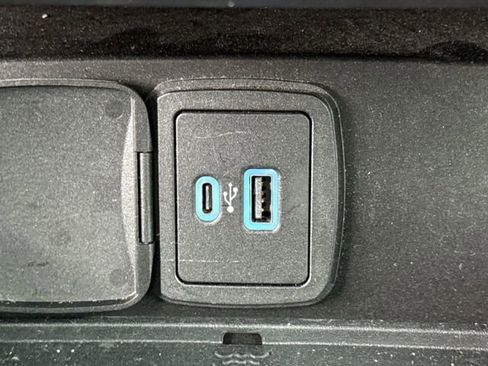 Certified 2023 Ford Bronco Badlands image 34