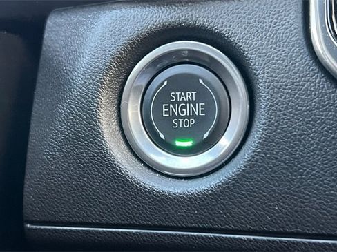 Used 2025 Chevrolet Colorado W/T w/ Advanced Trailering Package image 28