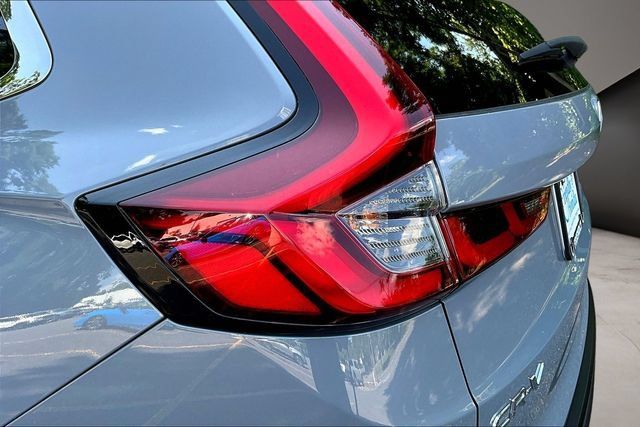 Used 2025 Honda CR-V LX image 23