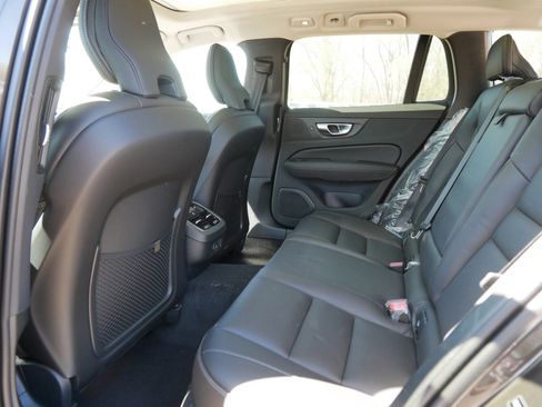 New 2025 Volvo V60 B5 Cross Country Ultra w/ Protection Package Premier image 6