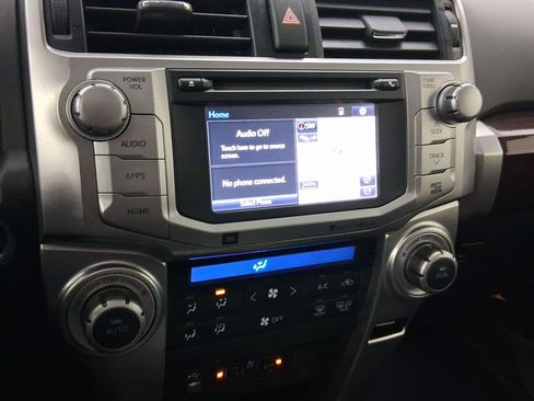 Used 2015 Toyota 4Runner Limited image 24