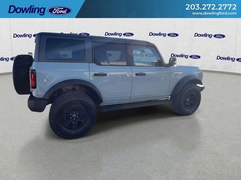 Used 2024 Ford Bronco Wildtrak image 3