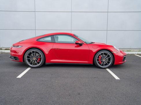 Used 2022 Porsche 911 Carrera S image 8