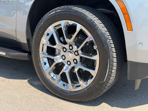 Used 2026 Chevrolet Tahoe Premier w/ Sun And Tow Package AWD/4WD image 27