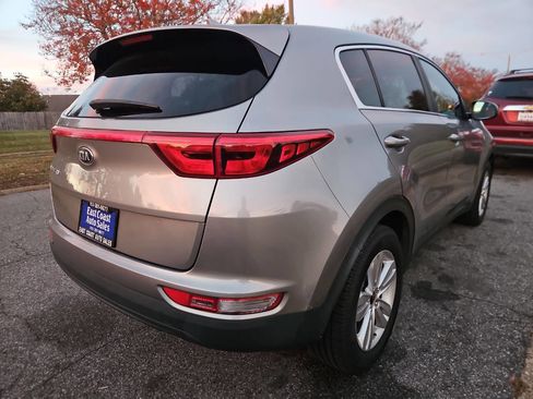 Used 2019 Kia Sportage LX image 6