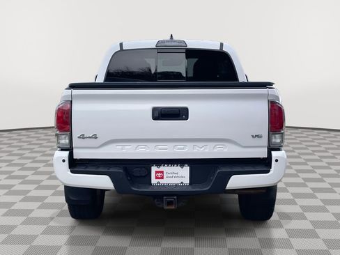 Used 2019 Toyota Tacoma Limited image 6