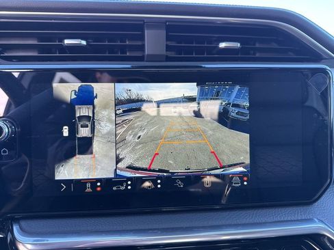 New 2026 GMC Sierra 2500 Denali w/ Denali Reserve Package AWD/4WD image 19