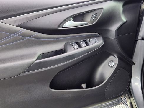 Used 2024 Buick Envista Sport Touring w/ Convenience II Package image 16