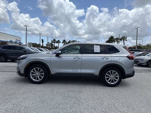 Used 2025 Honda CR-V EX image 2