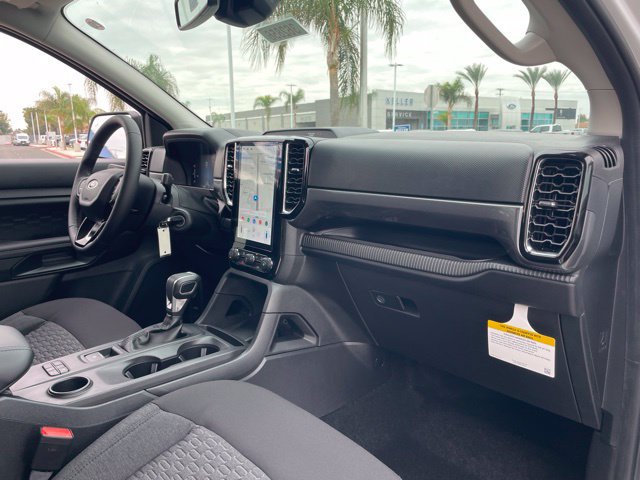 New 2026 Ford Ranger XLT w/ Black Appearance Package RWD image 24