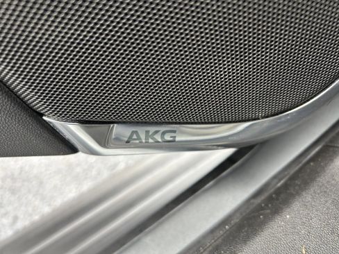 Used 2023 Cadillac Escalade ESV Sport Platinum w/ LPO, ONYX Package image 36