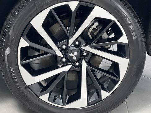 Used 2023 Mitsubishi Outlander SE image 73